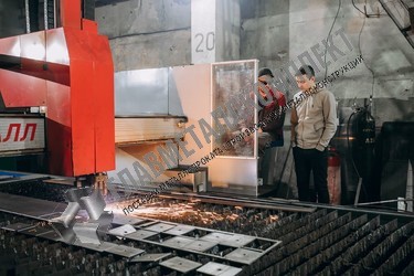 Производственный цех фото газо режущего станка на производстве 1 Производственный цех фото газо режущего станка 1